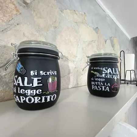 Scotti House نابولي